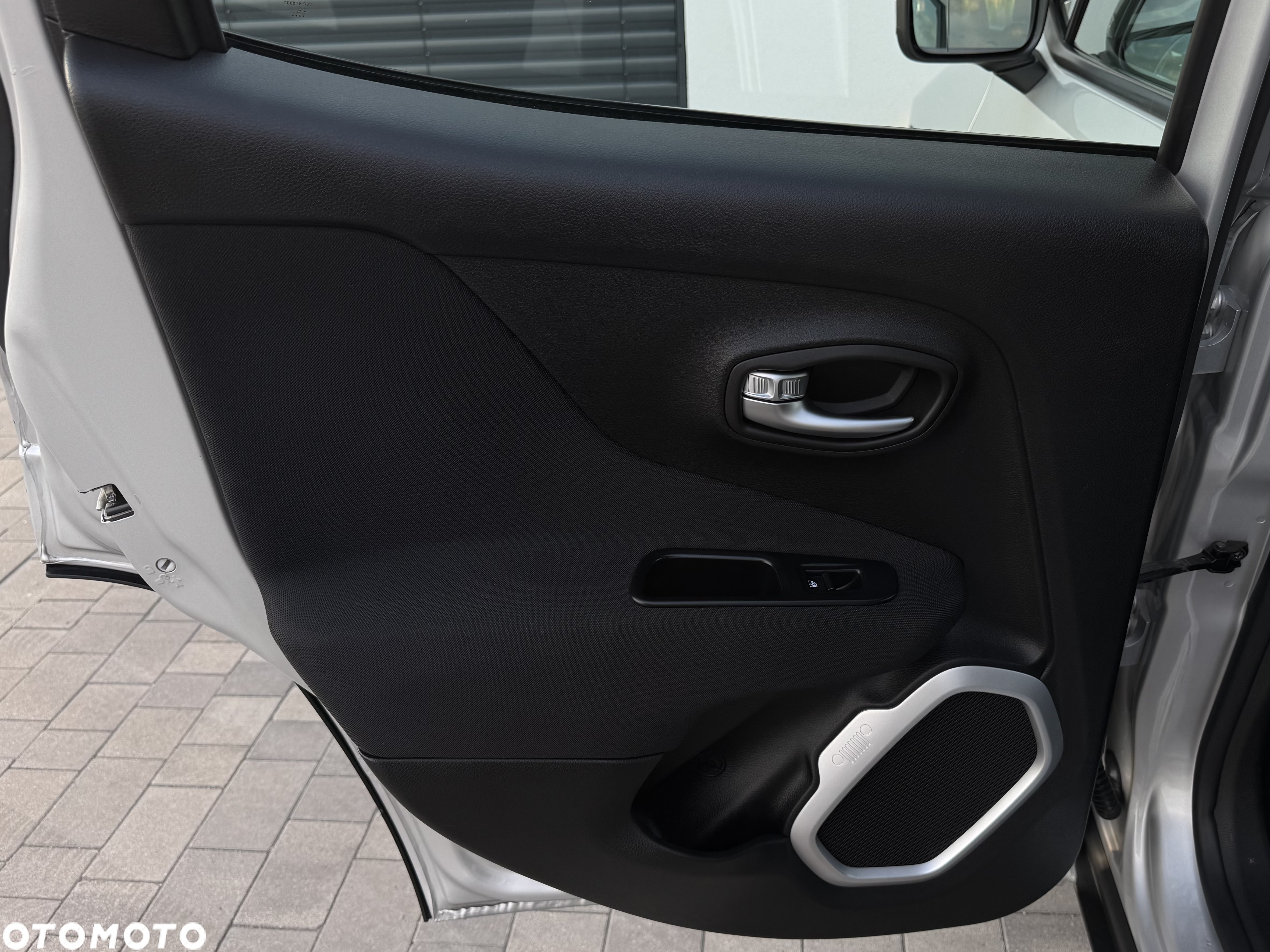 Jeep Renegade 1.6 E-TorQ Longitude FWD - 35