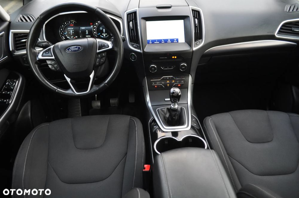 Ford S-Max 2.0 EcoBlue Titanium - 28