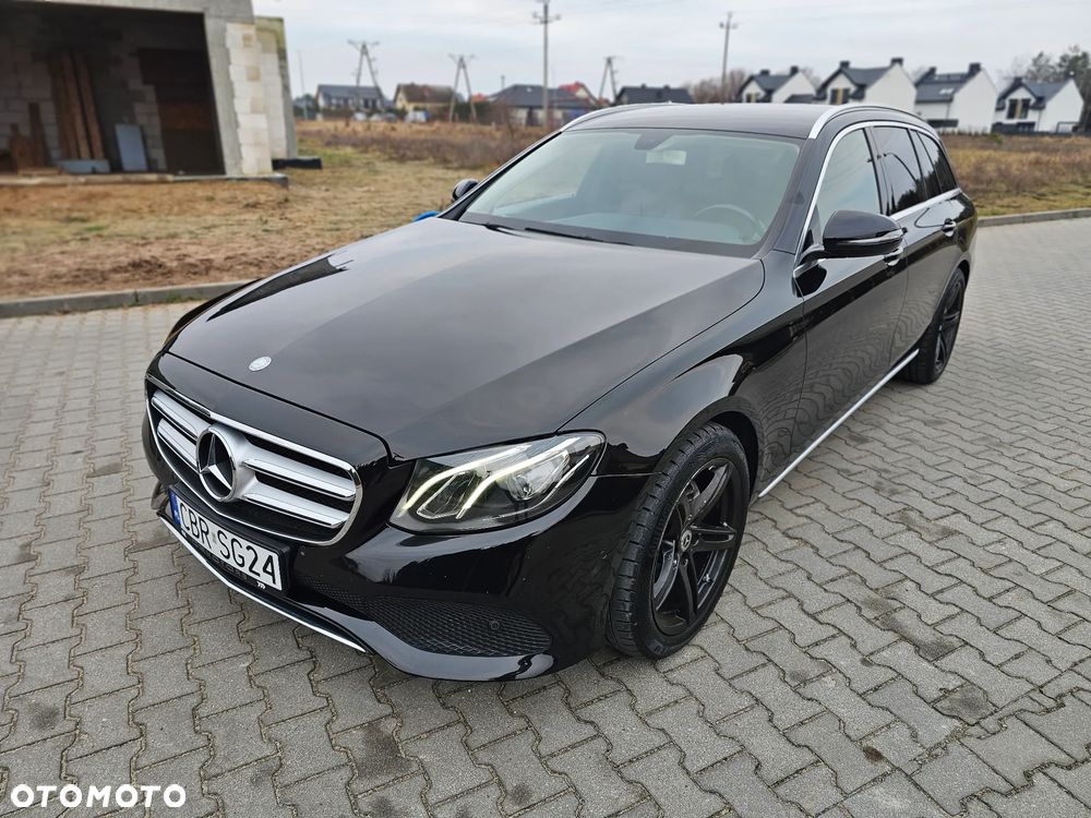 Mercedes-Benz Klasa E 220 d 9G-TRONIC Exclusive - 1