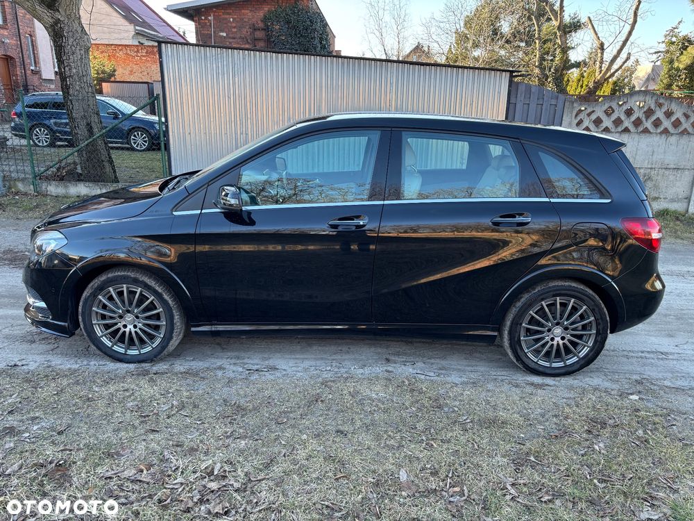 Mercedes-Benz Klasa B (Electric Drive) 250 e - 2