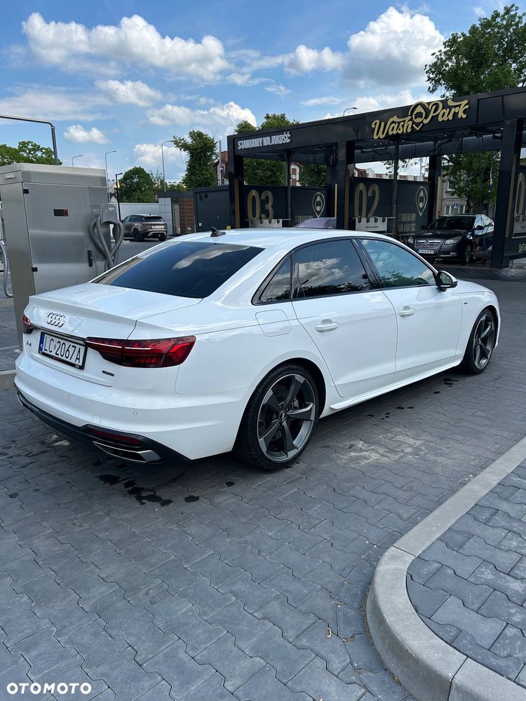 Audi A4 Limousine 45 TFSI mHEV Quattro S tronic - 4