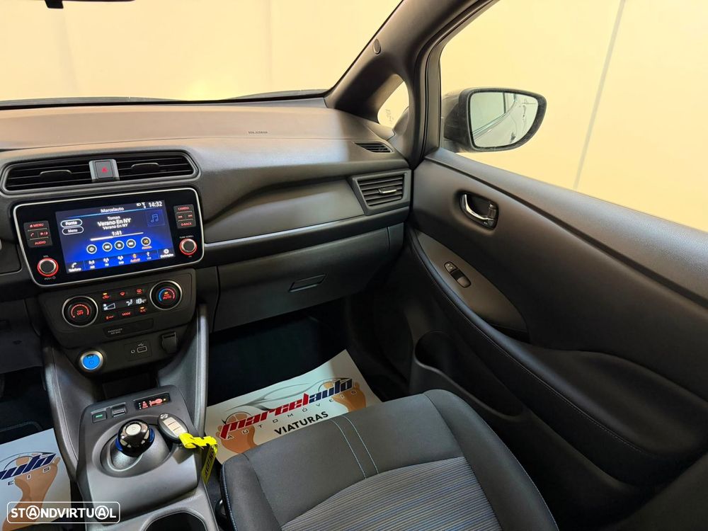 Nissan Leaf Acenta - 35