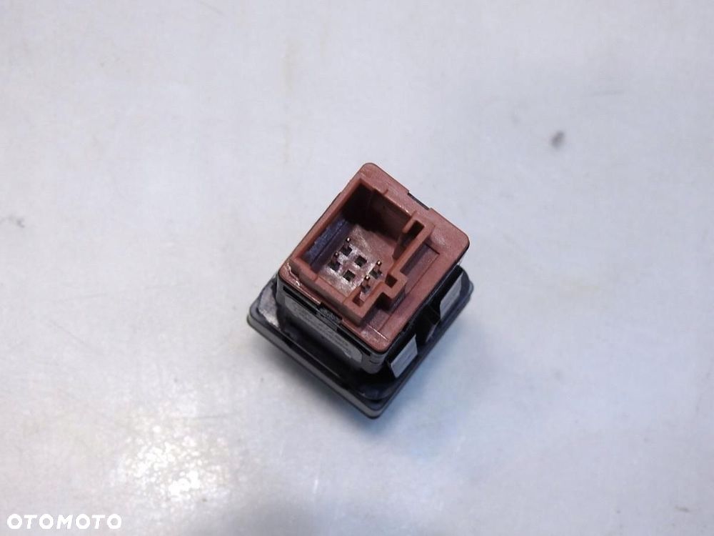 PRZYCISK KLAPKI WLEWU PALIWA C4 GRAND PICASSO I - 5