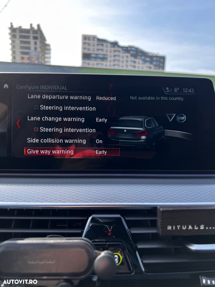 BMW Seria 5 520d Touring Aut. M Sport Edition - 31