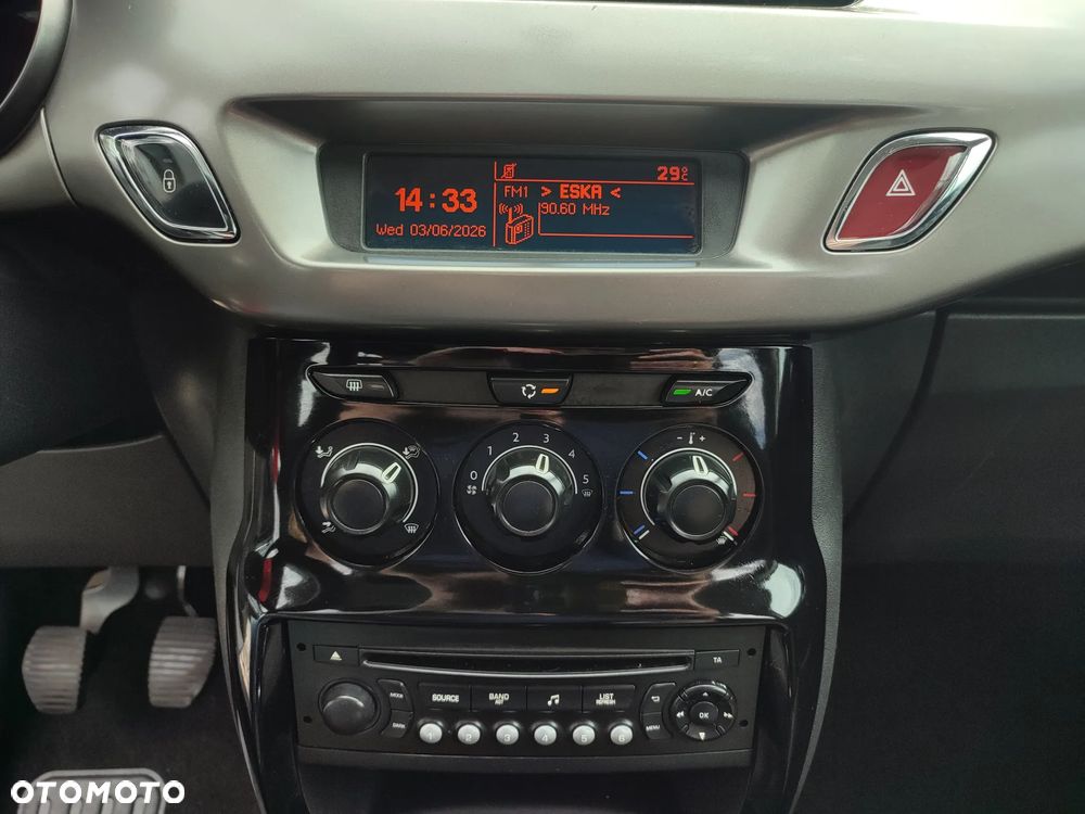 Citroën C3 Pure Tech 110 Stop&Start RED BLOCK - 32