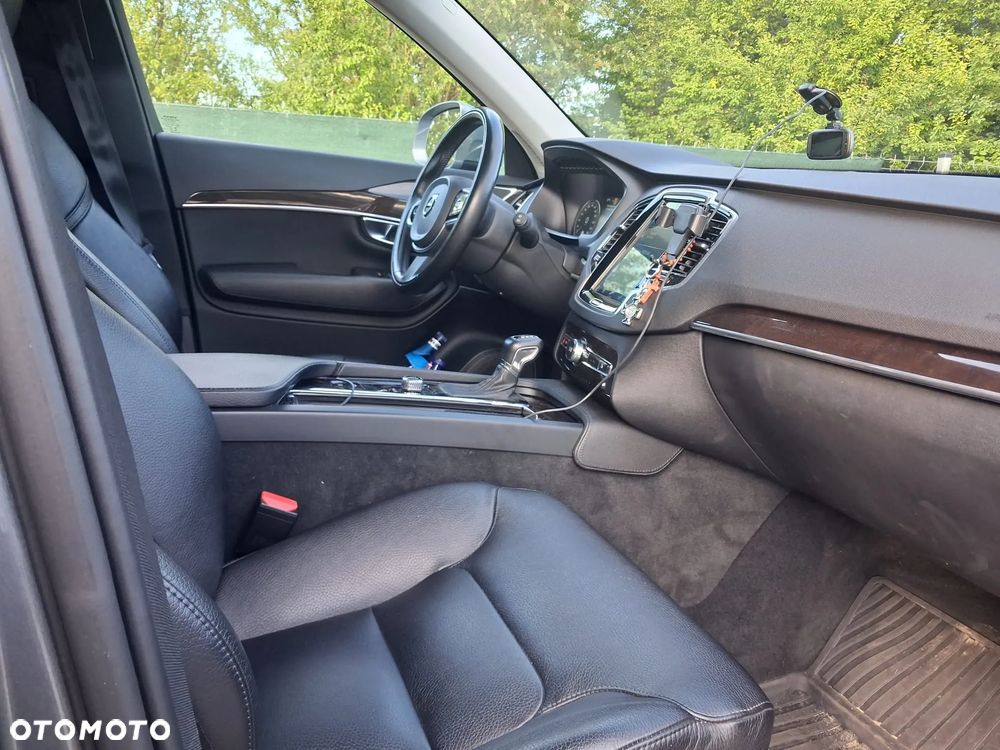 Volvo XC 90 T6 AWD Momentum 7os - 11