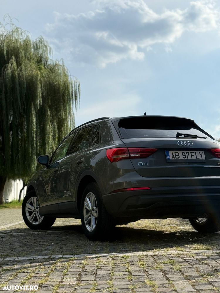 Audi Q3 1.5 35 TFSI S tronic - 2