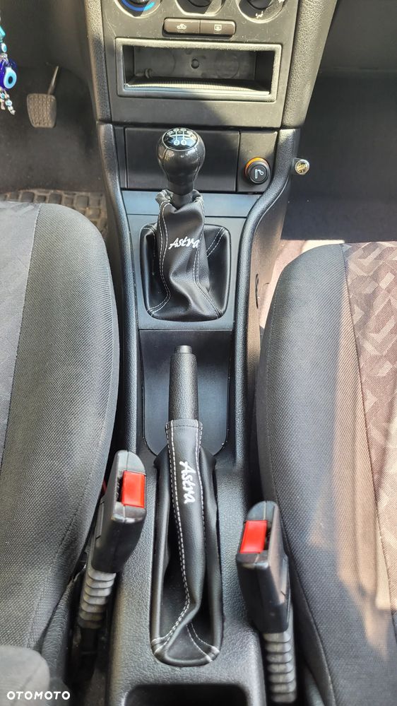Opel Astra - 11