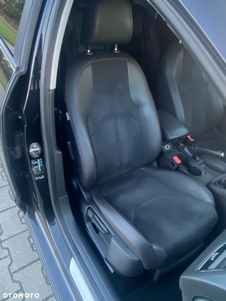 Seat Leon 2.0 TDI DPF FR Black Matt Edition - 18