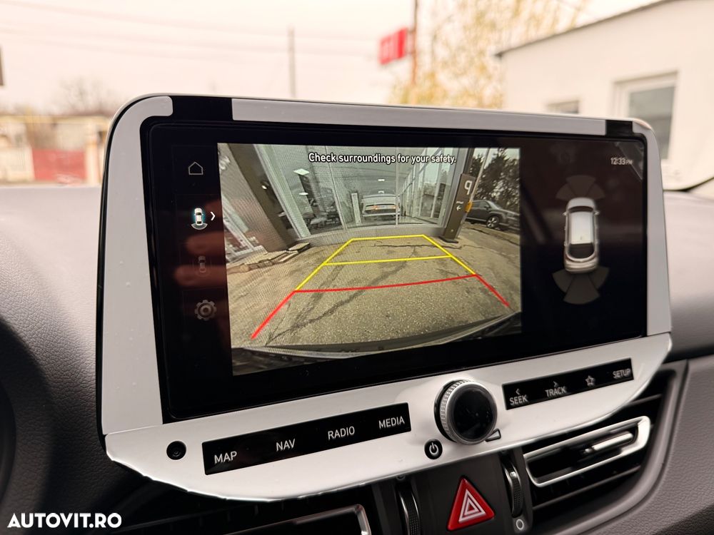 Hyundai i30 Fastback 1.5 T-GDI 140CP 7DCT MHEV Highway - 13