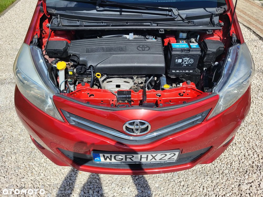 Toyota Yaris 1.33 Premium - 18