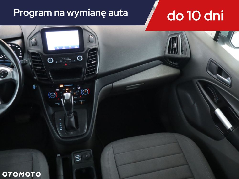 Ford Tourneo Connect - 10