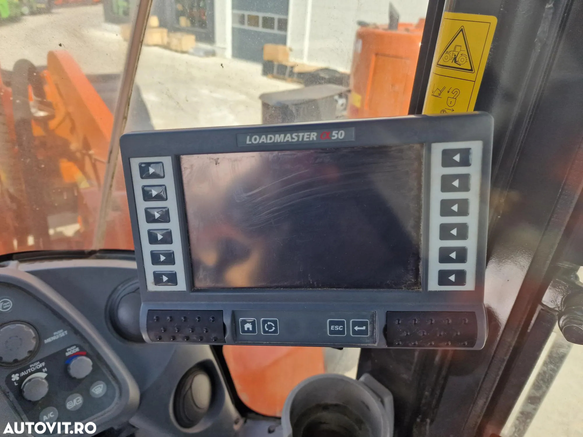 Hitachi ZW330-6, 2016, 7.477h, 33 tone, cupa 5,5mc cu dinti, Cupla rapida,Gresare automata, Anvelope NOI, STARE FOARTE BUNA-posibilitate leasing-PROMOTIE 109.900 EUR+Tva - 11