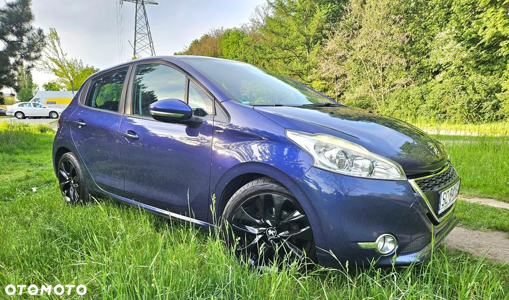 Peugeot 208 95 VTI Active - 1