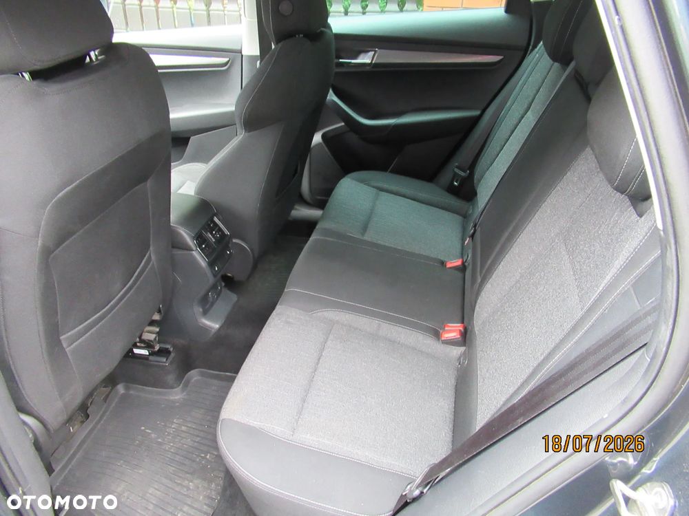 Skoda Karoq 2.0 TDI SCR 4x4 Style DSG - 14
