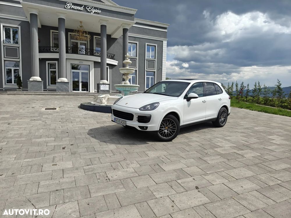 Porsche Cayenne 3.0 L - 13