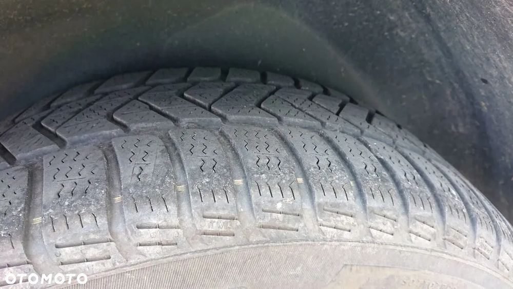 Peugeot 2008 1.2 Pure Tech Style - 17