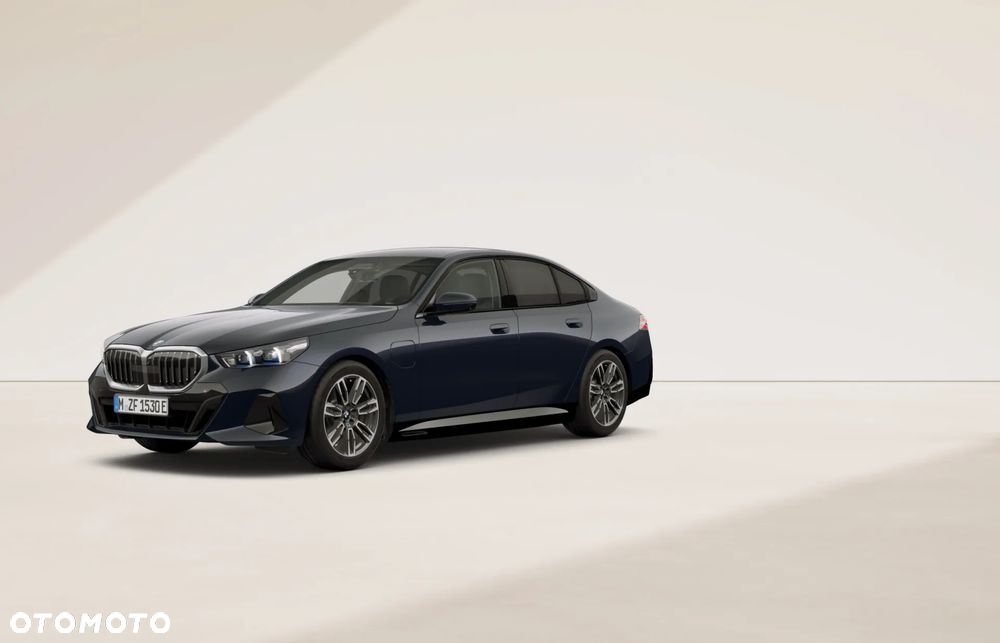 BMW Seria 5 530e PHEV M Sport - 1