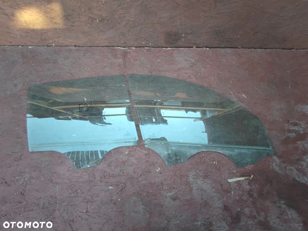 BMW E91 / E90 / E91 CLI / E90 LCI ORYGINALNE SZYBY BOCZNE ( DRZWI ) PEAWE PRZÓD / TYŁ / SZYBA PRZEDNIA PRAWA O NR.  51 33 7 060 264 /  51 34 7 119 978 OEM - 1
