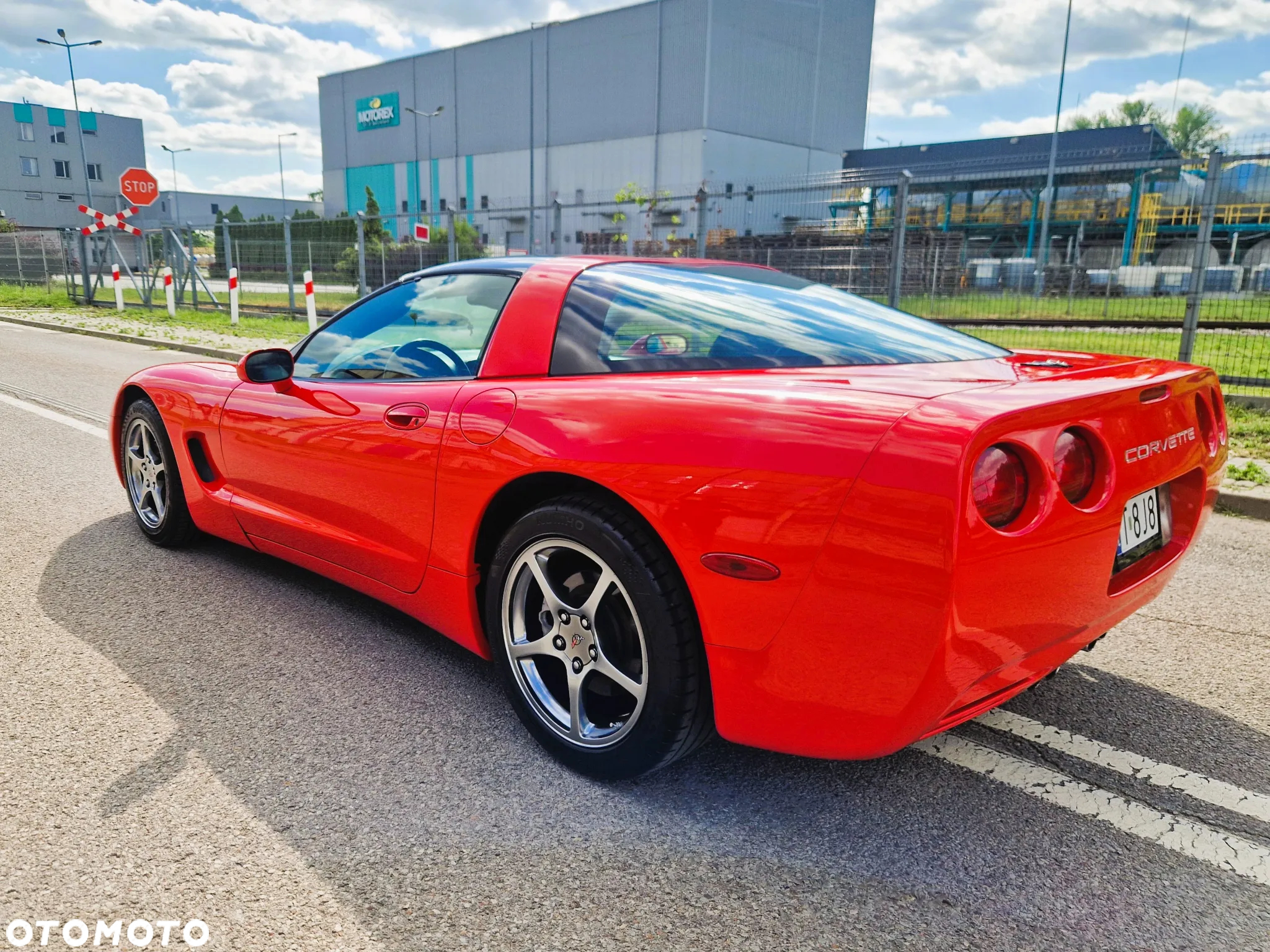 Chevrolet Corvette - 8