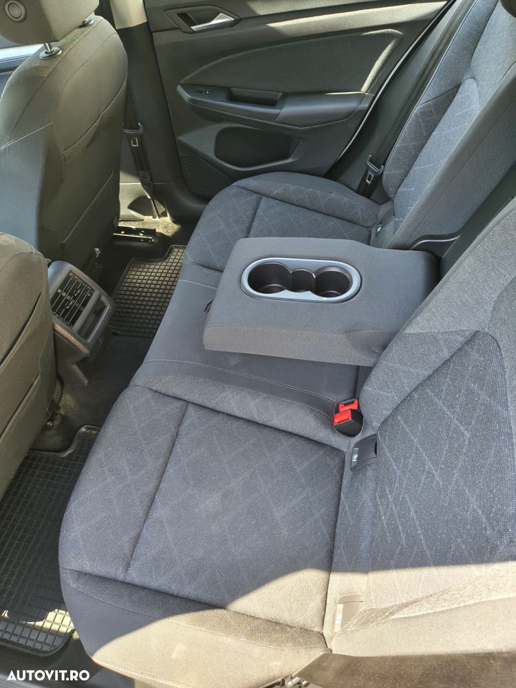 Volkswagen Golf - 14