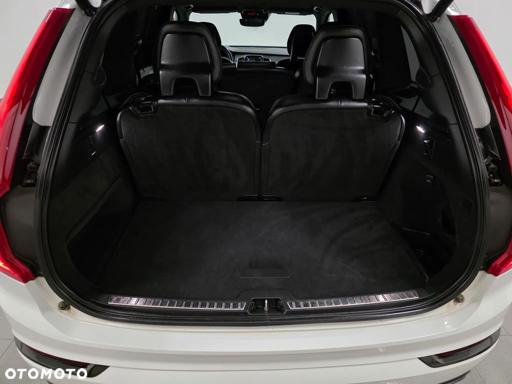 Volvo XC 90 B5 D AWD Geartronic RDesign - 39