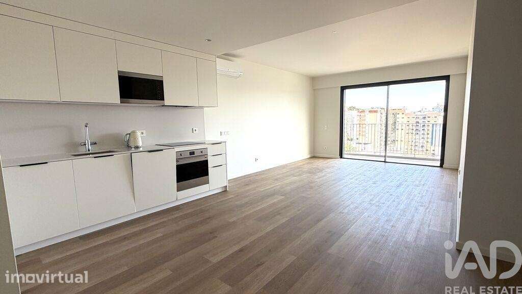 Apartamento T2 em Algés, Linda-a-Velha e Cruz Quebrada-Dafundo de 70 m - Grande imagem: 4/29