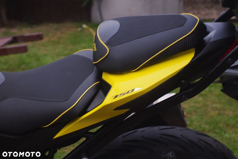 Honda CB - 25