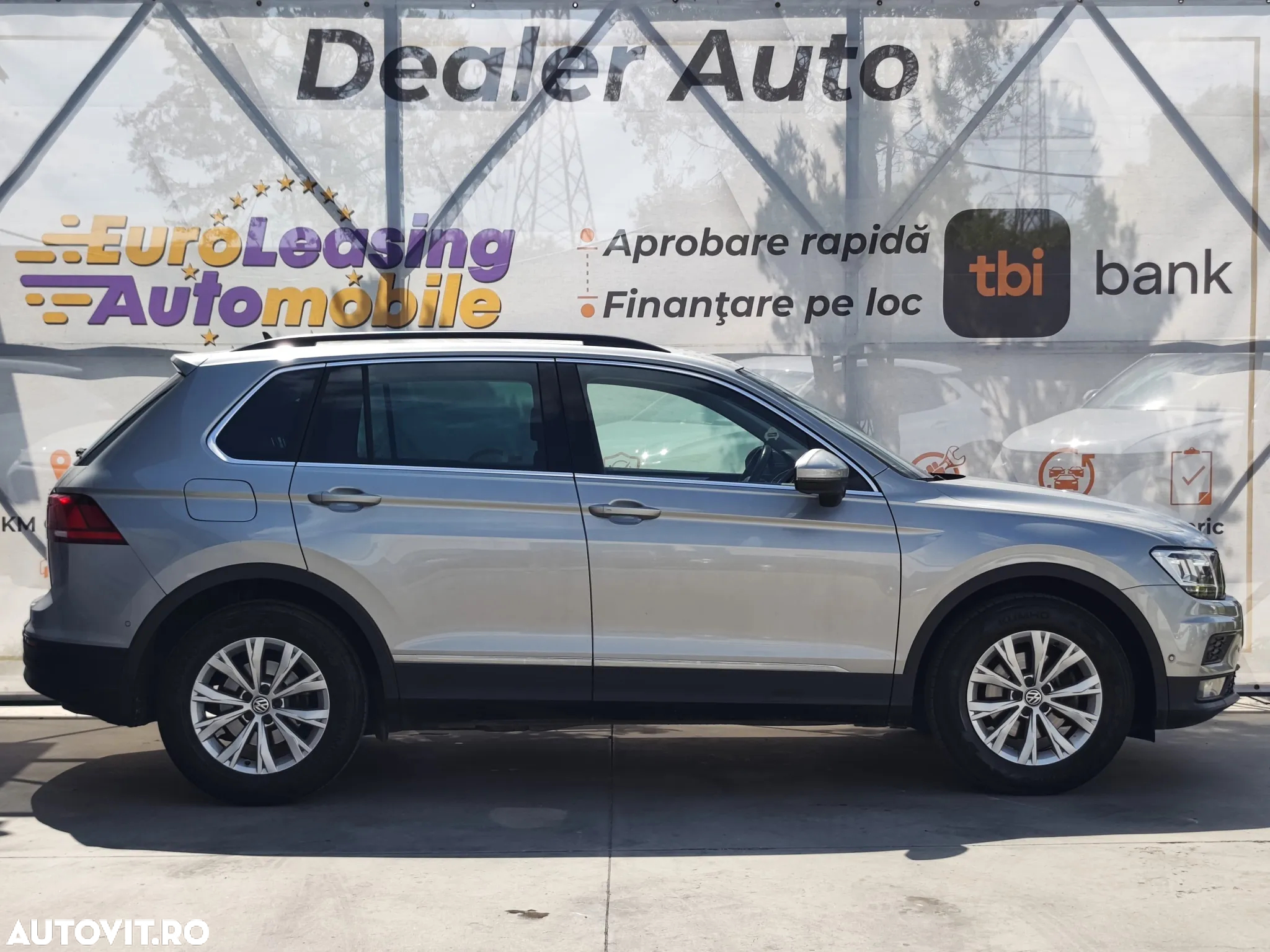 Volkswagen Tiguan - 3