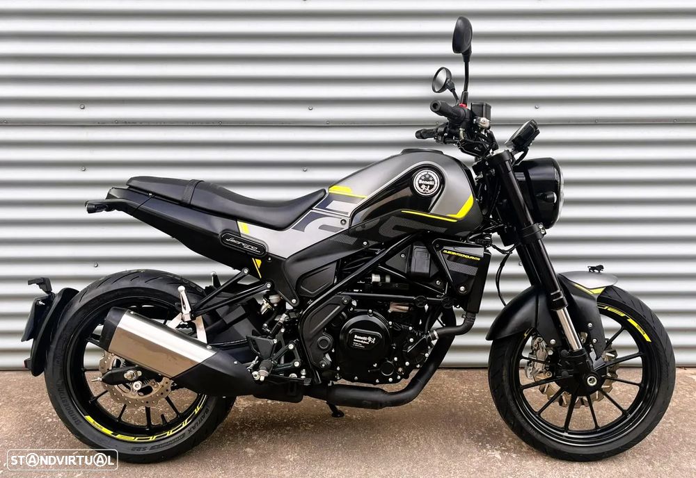 Benelli Leoncino 250 ABS - 23