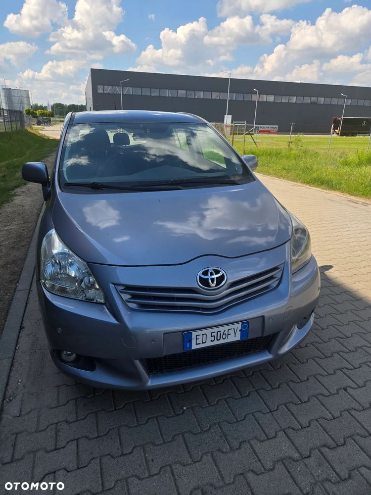Toyota Verso 1.8 Sol - 23