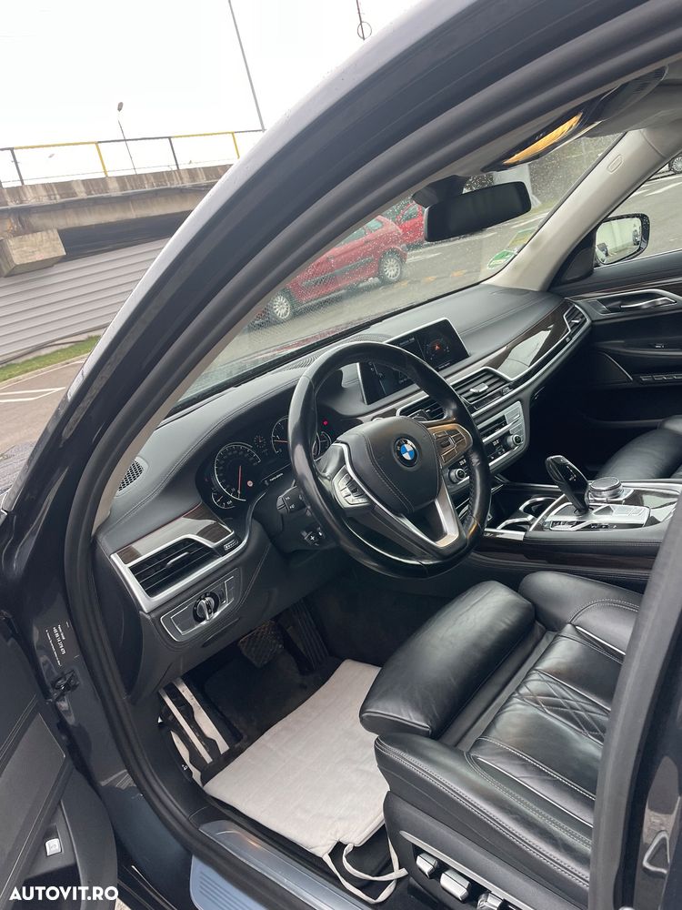 BMW Seria 7 730d xDrive - 6