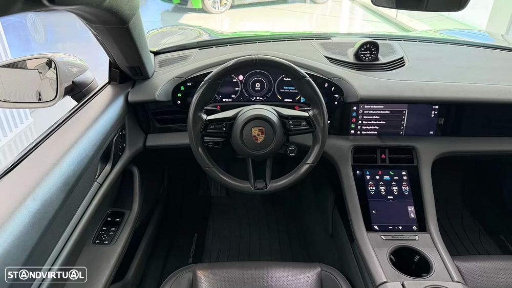 Porsche Taycan Sport Turismo Standard - 25