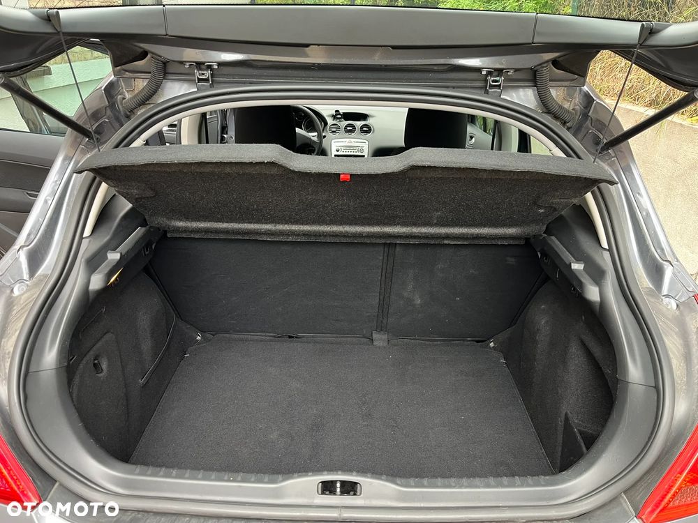 Peugeot 308 - 23