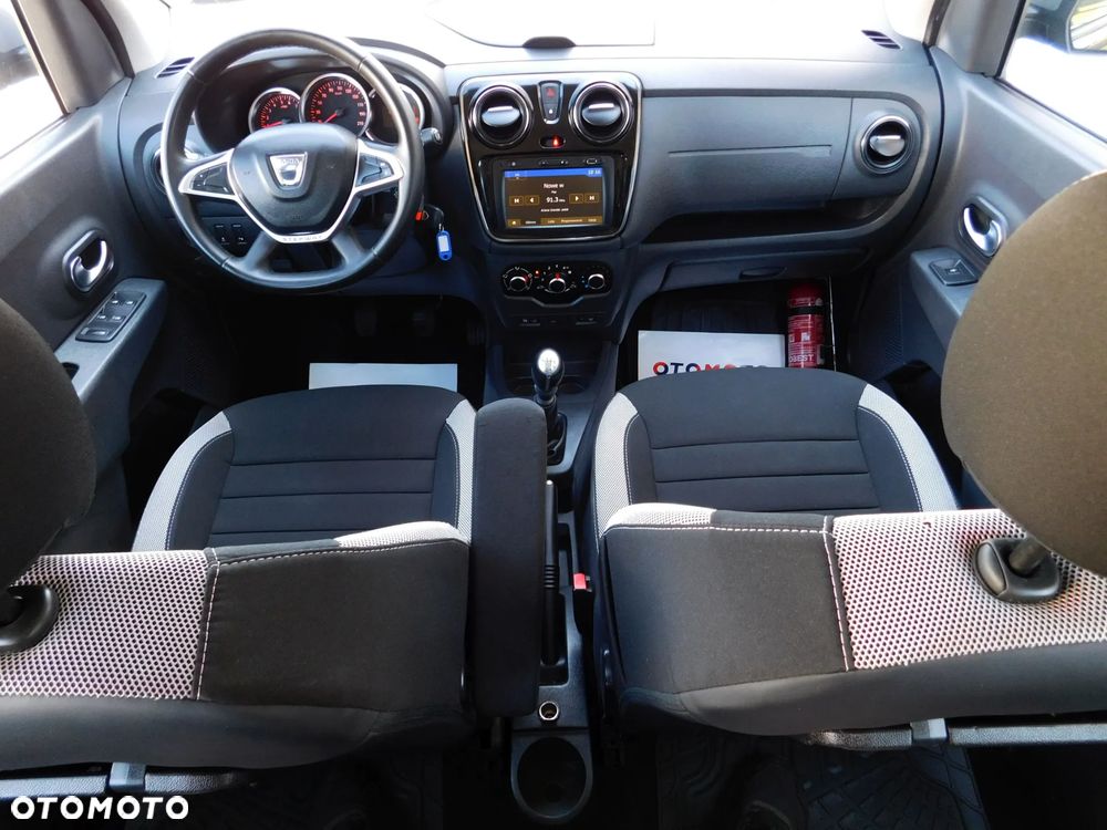 Dacia Lodgy TCe 130 GPF (7-Sitzer) Stepway - 8