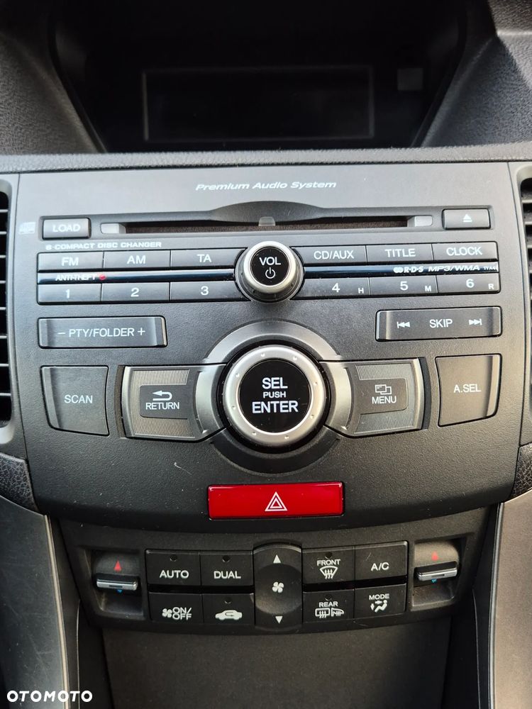 Honda Accord 2.0 Executive - 22