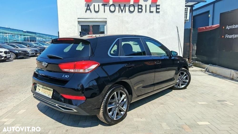 Hyundai i30 - 10