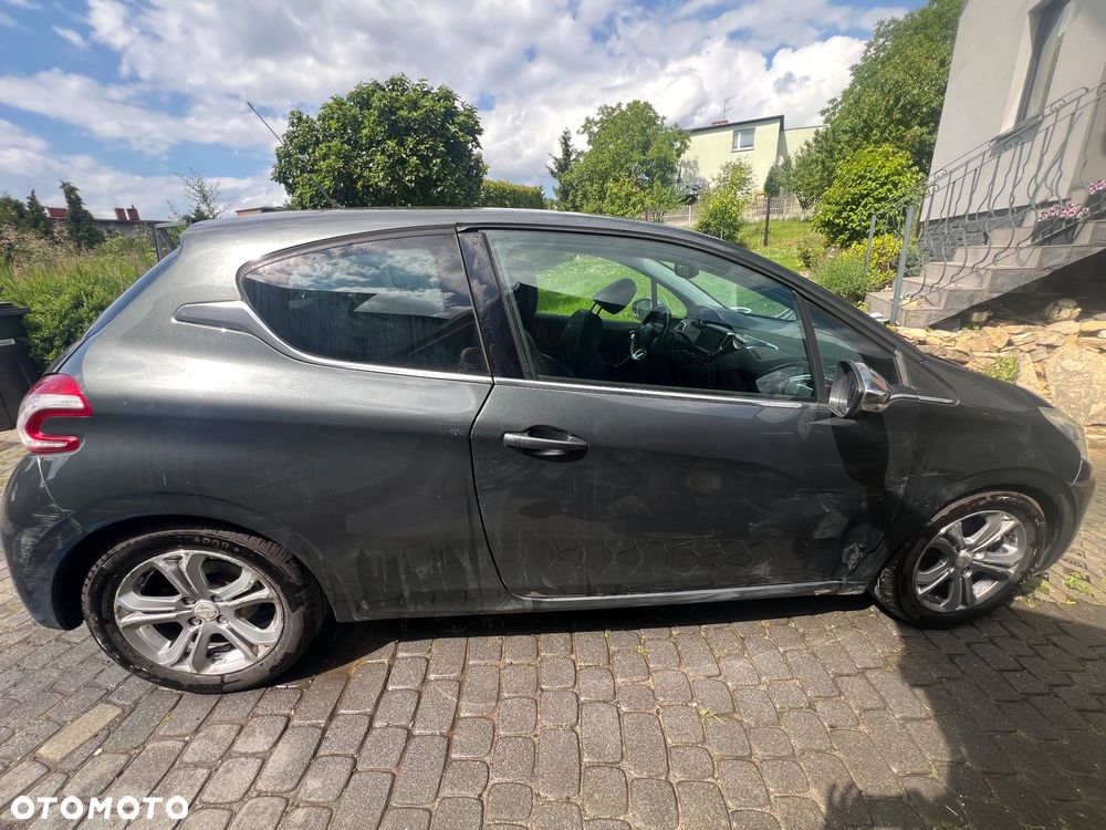 Peugeot 208 1.6 e-HDi Active STT - 5