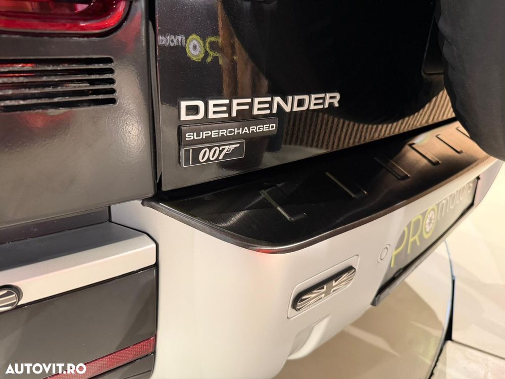 Land Rover Defender 110 3.0 P400 MHEV XS Edition - 22