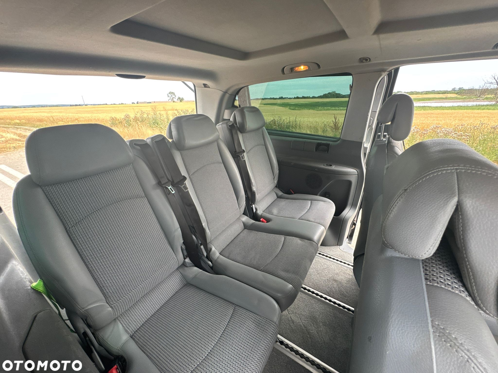 Mercedes-Benz Viano - 9