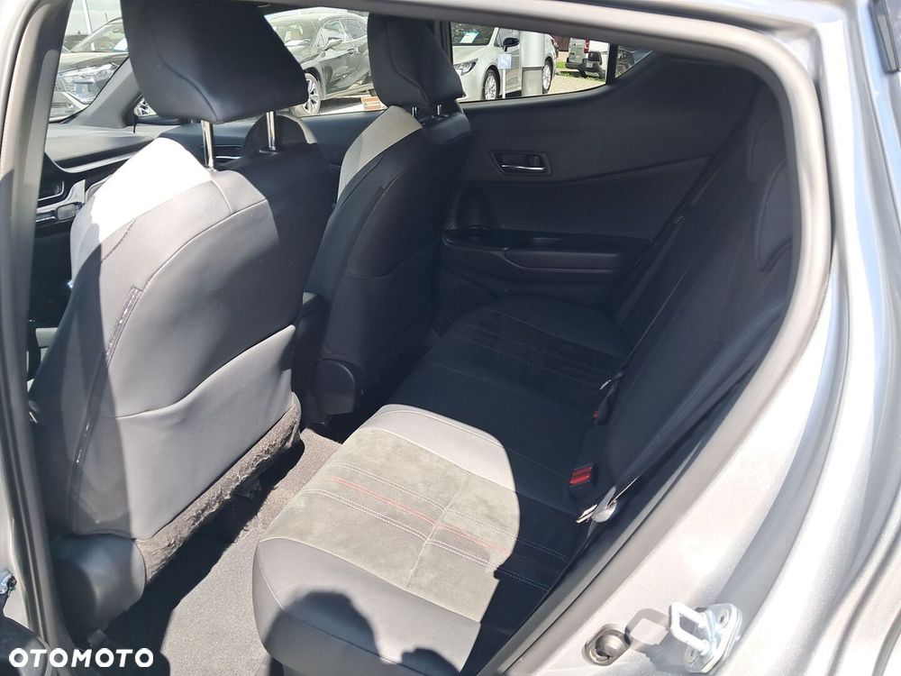 Toyota C-HR 2.0 Hybrid GR Sport - 18