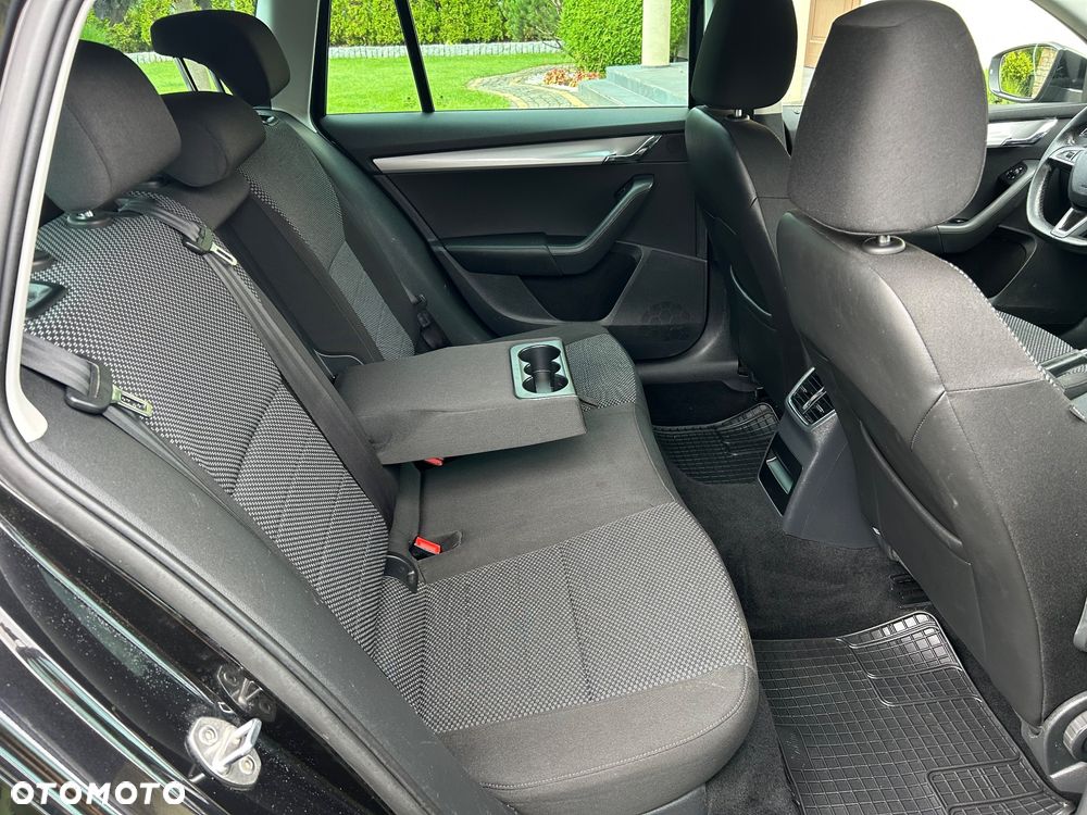 Skoda Octavia 2.0 TDI (Green tec) 4x4 Style - 35