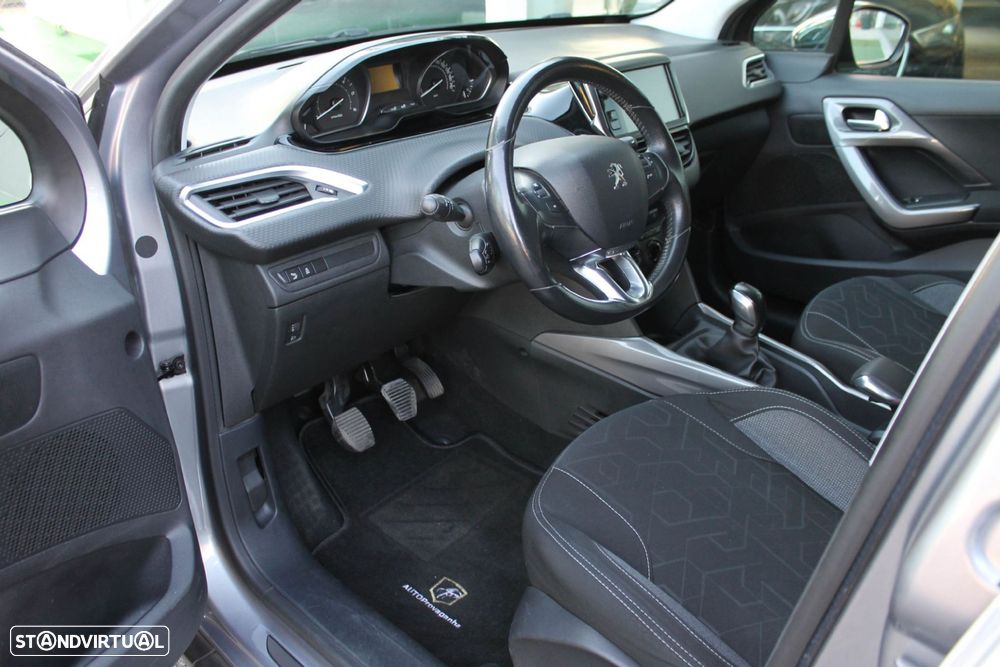 Peugeot 2008 1.6 BlueHDi Style - 5