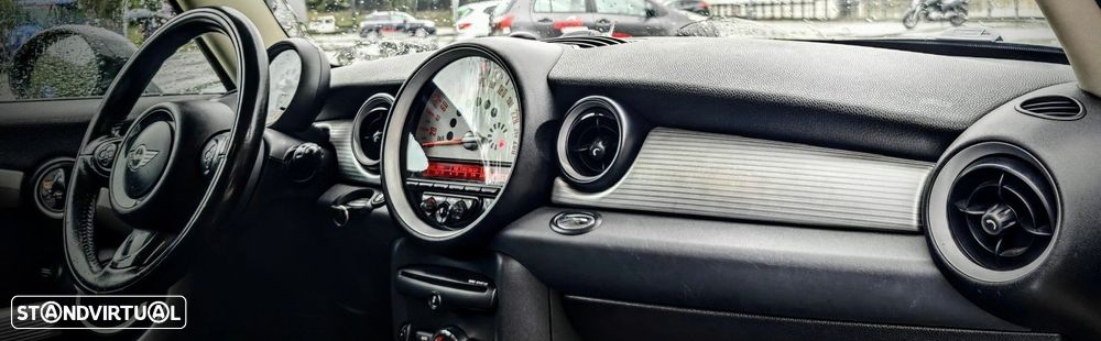 MINI 3 Portas Cooper D - 8