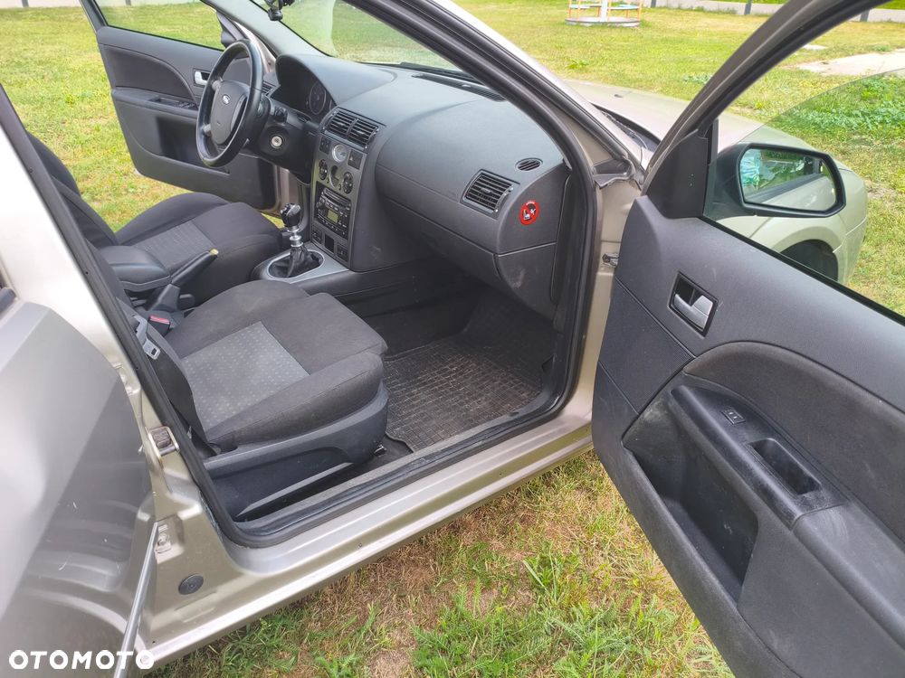 Ford Mondeo 2.0 TDCi Ambiente - 5