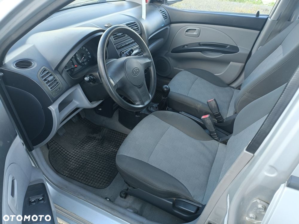 Kia Picanto - 5