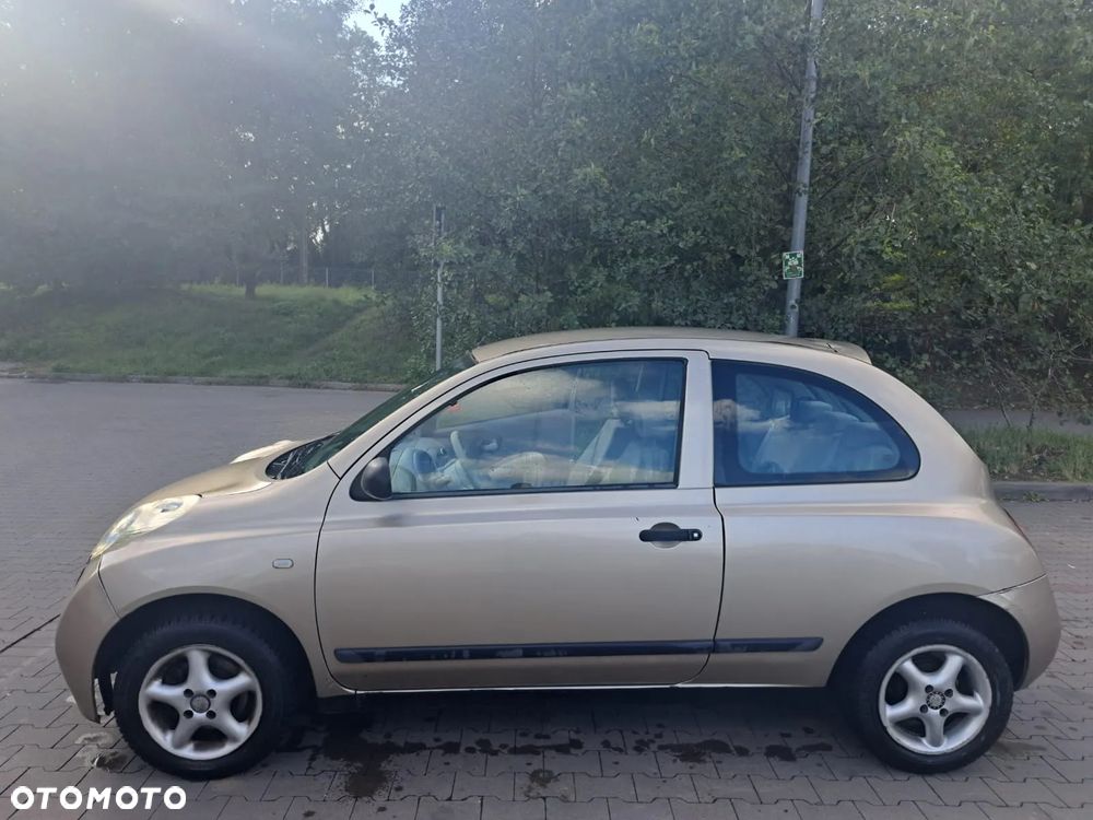 Nissan Micra 1.2 Visia - 10