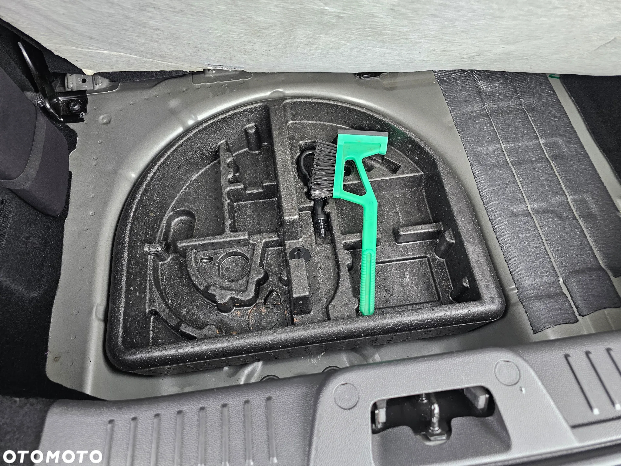 Ford Fiesta 1.0 EcoBoost Powershift Trend - 33