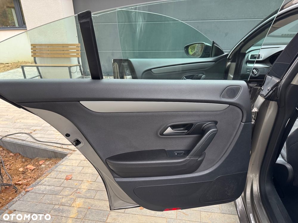 Volkswagen CC 2.0 TDI DPF BMT - 11