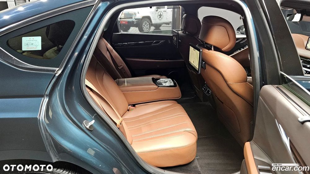 Genesis G80 - 18